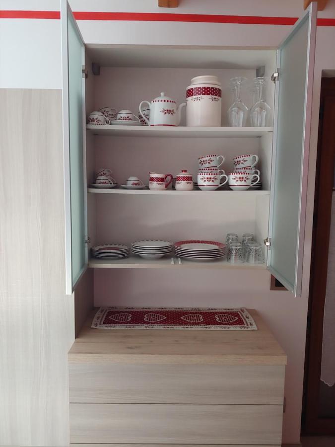 Pisolo Selvaggio Apartment Тирано Екстериор снимка