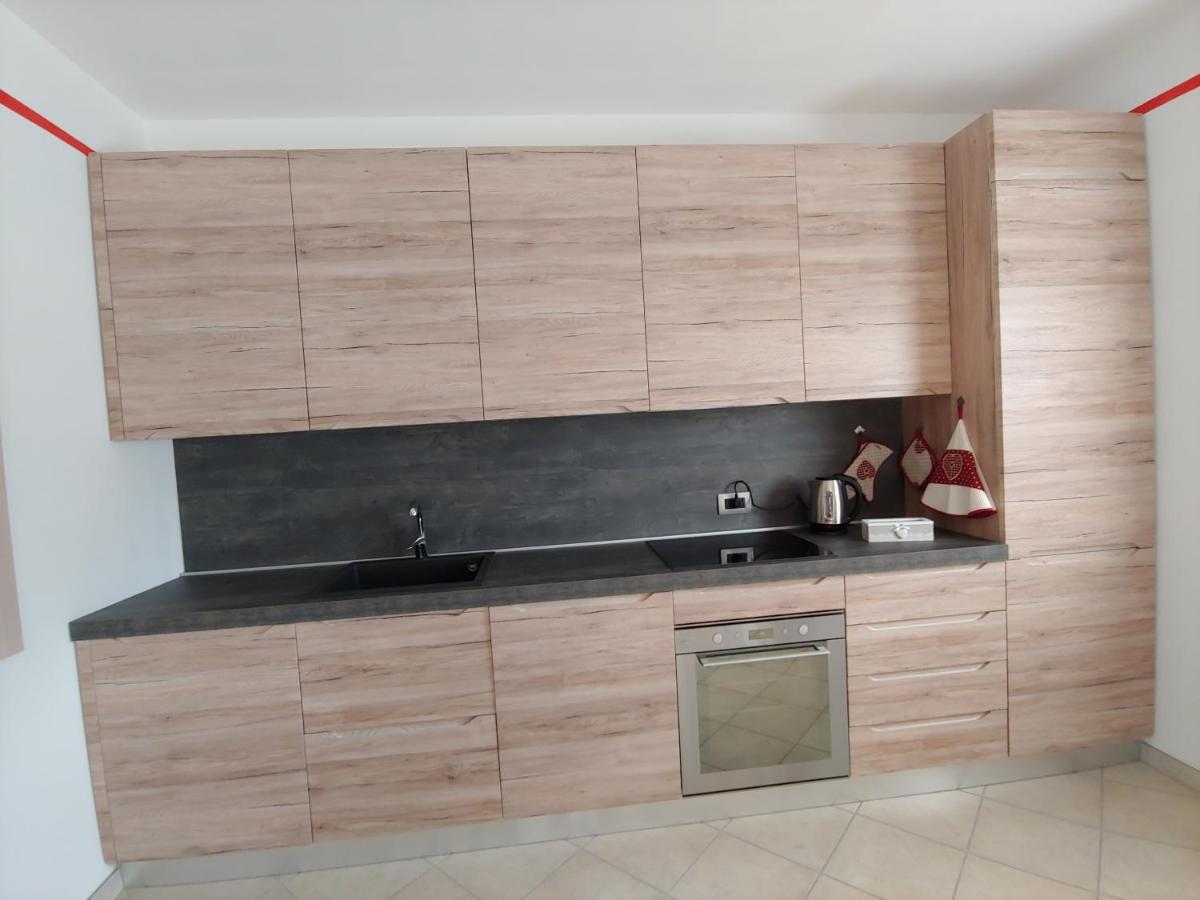 Pisolo Selvaggio Apartment Тирано Екстериор снимка